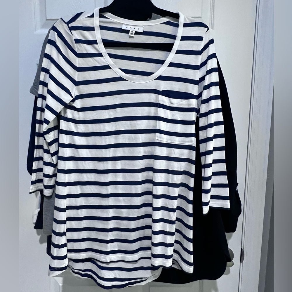 ☀️  CAbi Navy and White Women's Scoop Neck Top